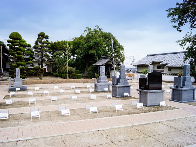吉祥寺境内墓地 桜墓苑
