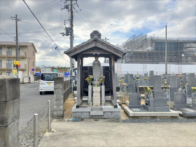 渋川墓地