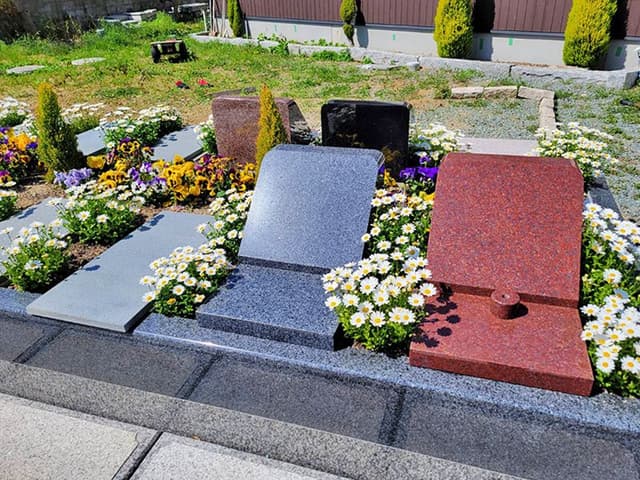 観音寺墓堂
