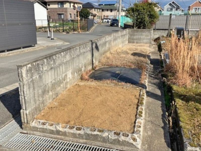 小土墓地