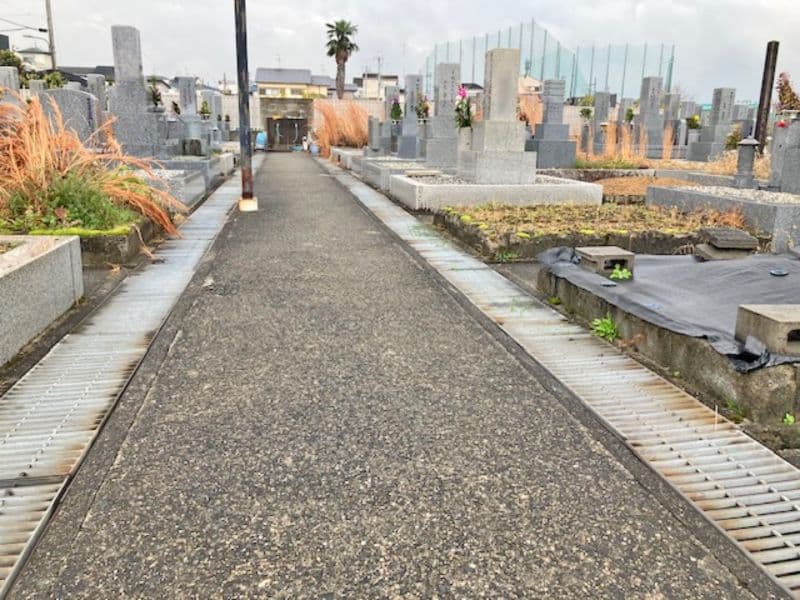 小土墓地