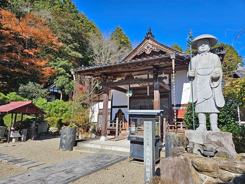 真休寺 のうこつぼ