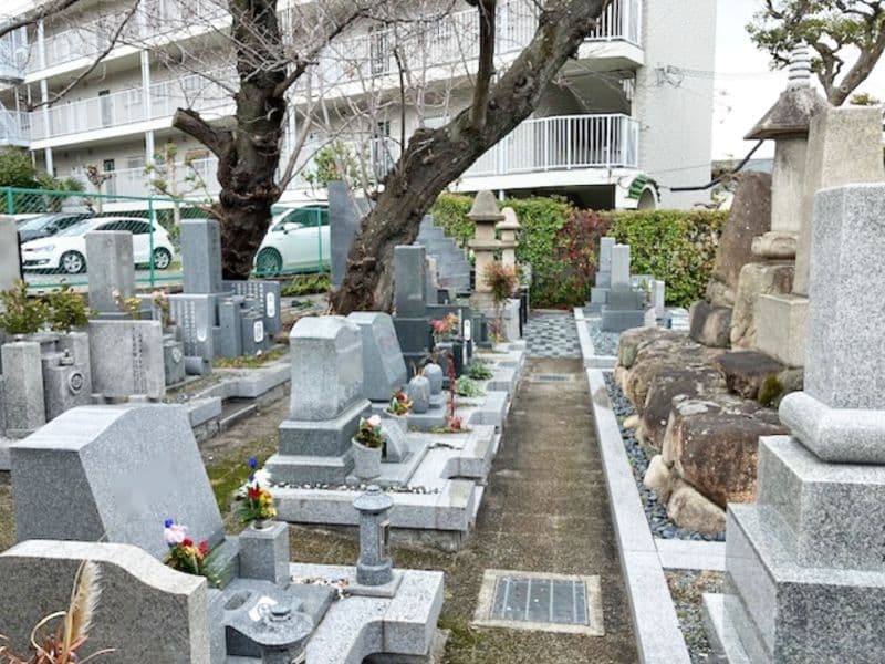 郡家東墓地