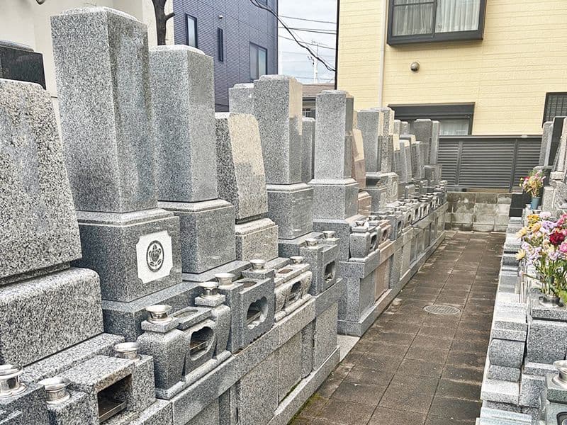 長嚴寺墓苑
