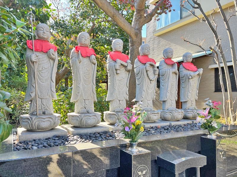 泊舩寺