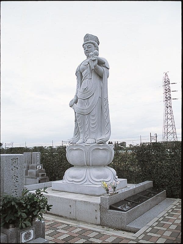 かすかべ東霊園　永代供養墓