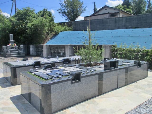 円山あんのん墓苑