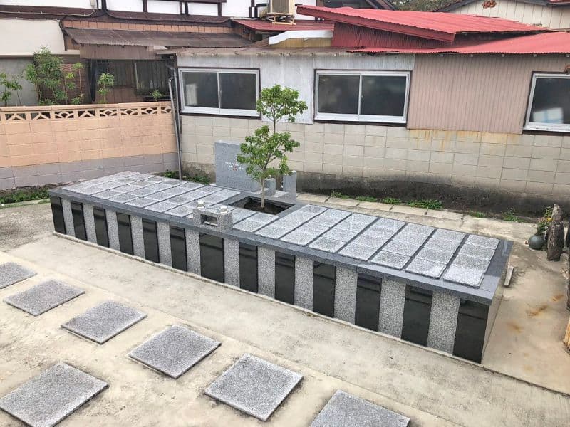 石原町本郷共同墓地