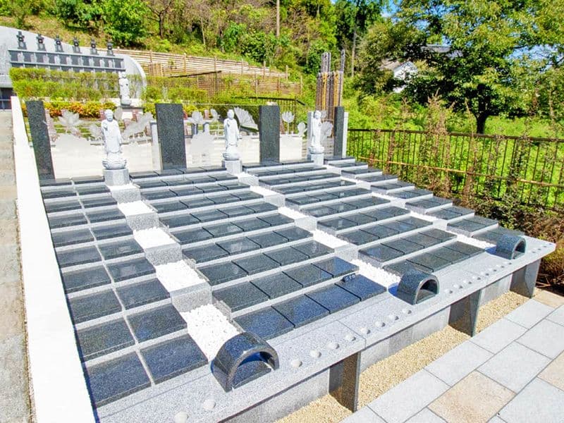 金澤寺墓苑
