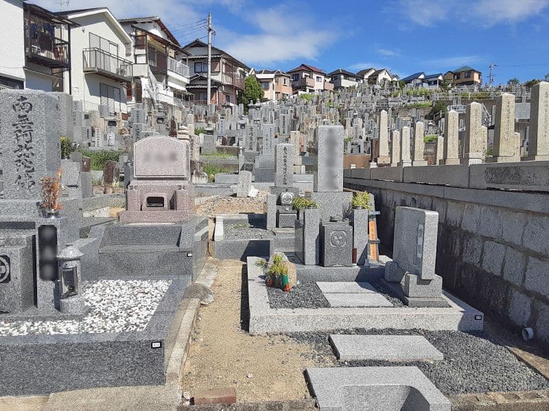 楠葉墓地