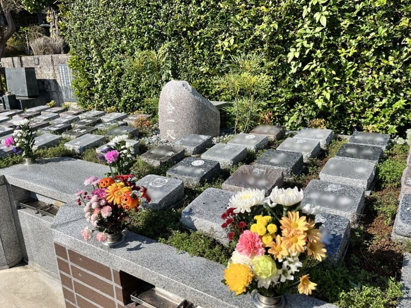 浄信寺「プレミアム栗橋静桜の里樹木葬墓地」