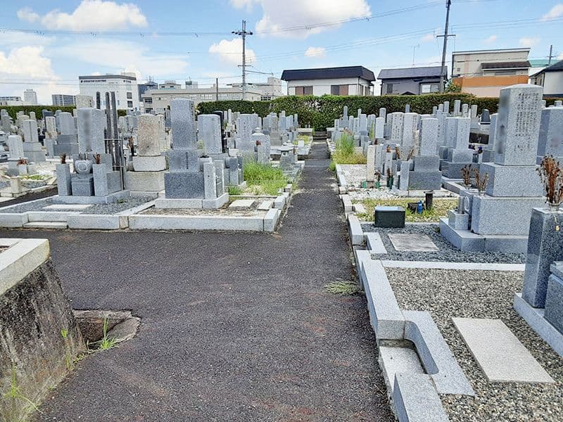 草津市営墓地（旧：野々花霊苑）