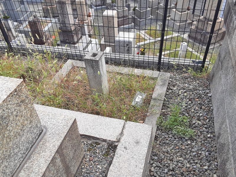 上中木田町共同墓地