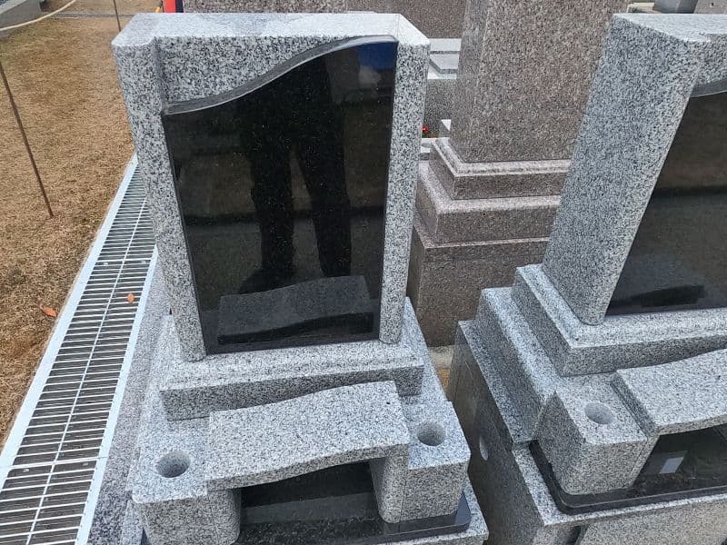 薬師院沼田墓苑