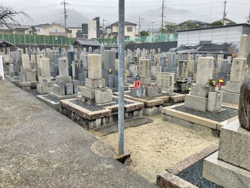 津田霊苑