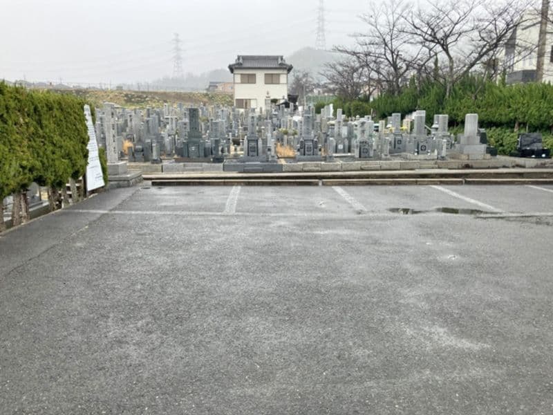 津田霊苑
