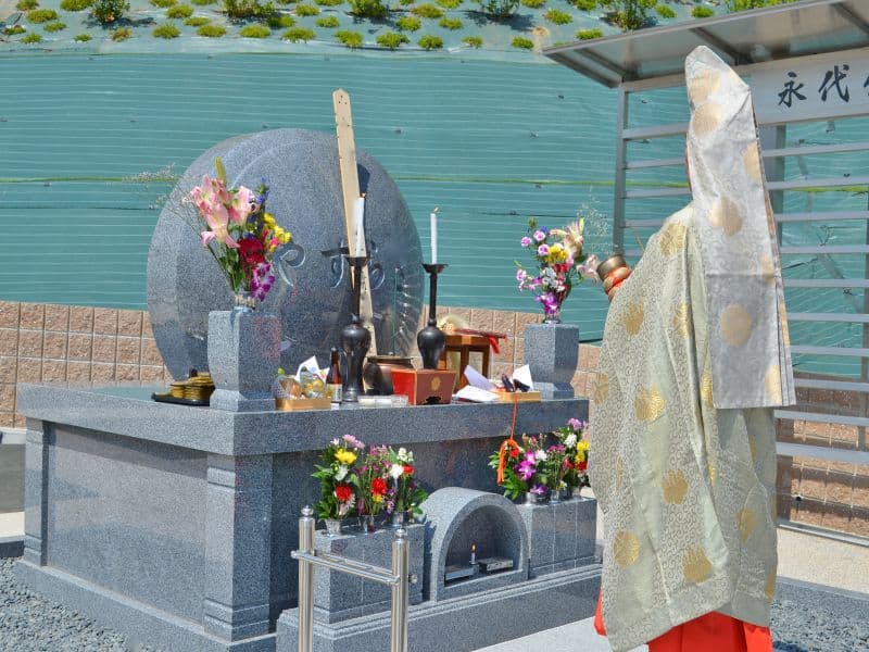 壷阪山霊園