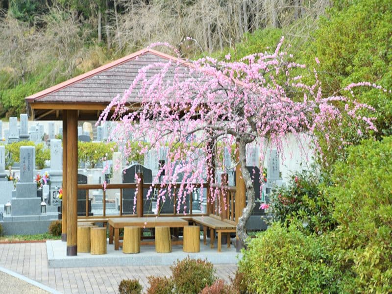 壷阪山霊園