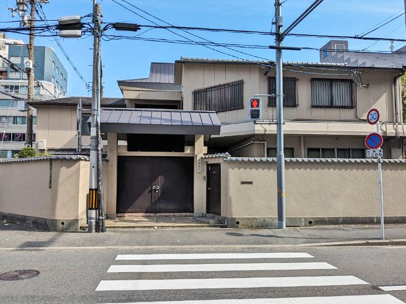 圓通院墓地