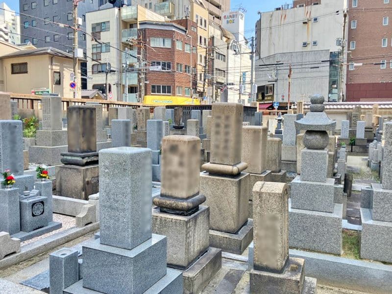 圓通院墓地