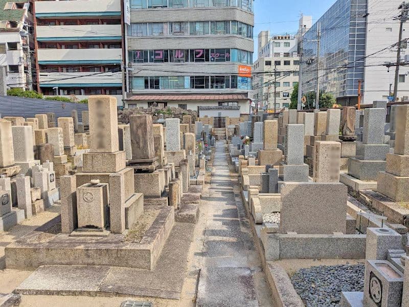 圓通院墓地