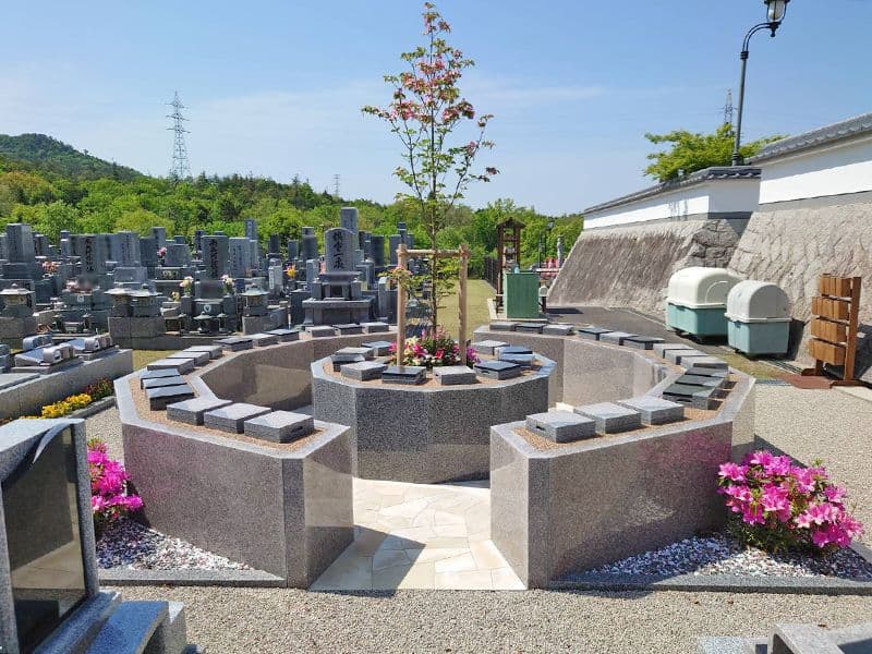 薬師院沼田墓苑