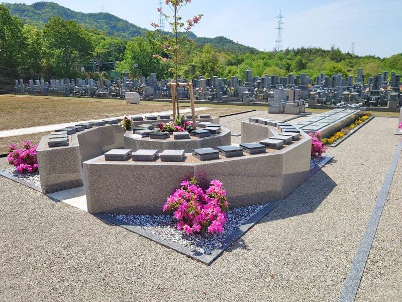 薬師院沼田墓苑