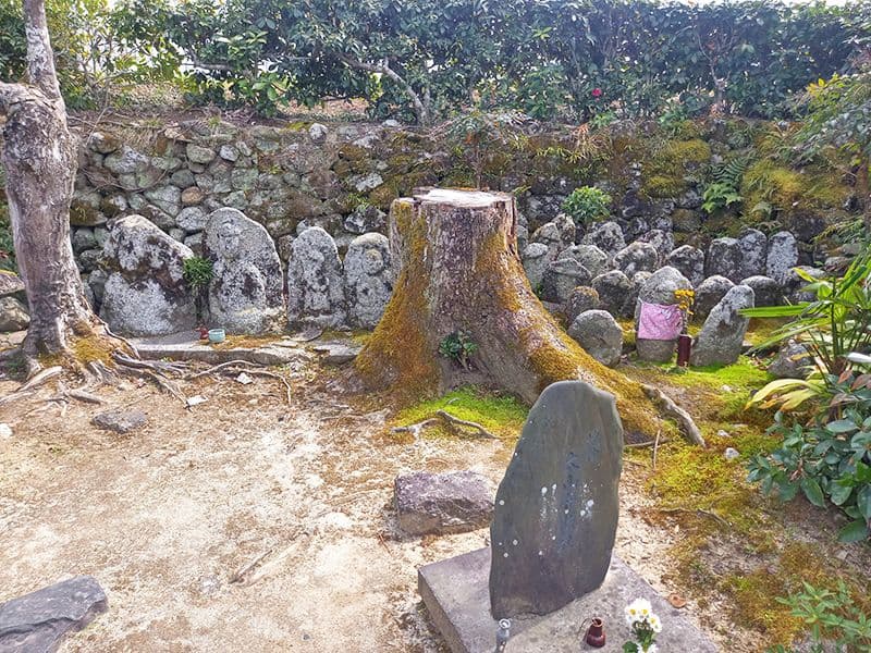 禅華院墓苑
