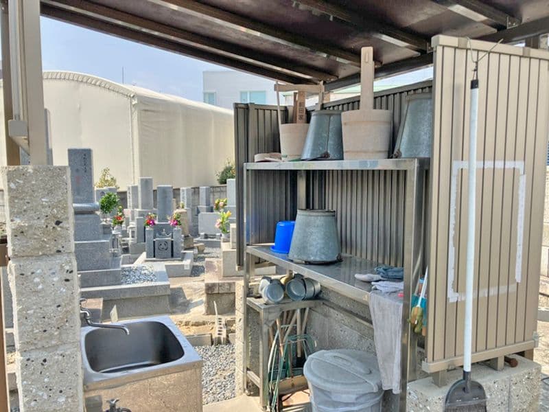 三津屋霊園