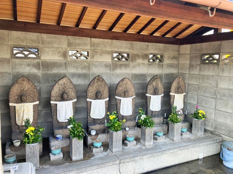 三津屋霊園