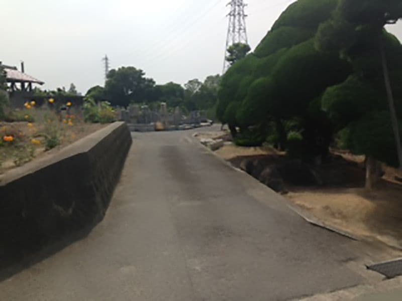 菅生墓地