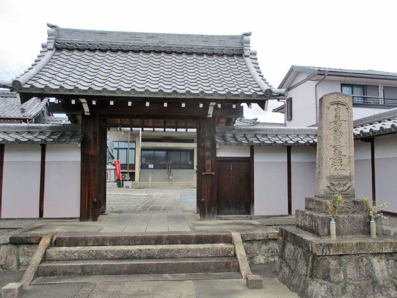 圓乗寺樹木葬 瑠璃庵
